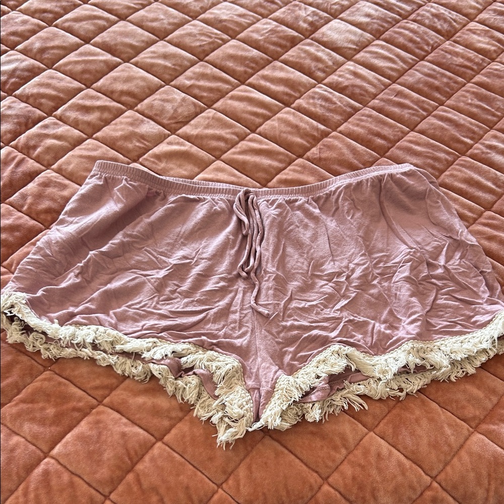 Lemon sleep shorts, GUC